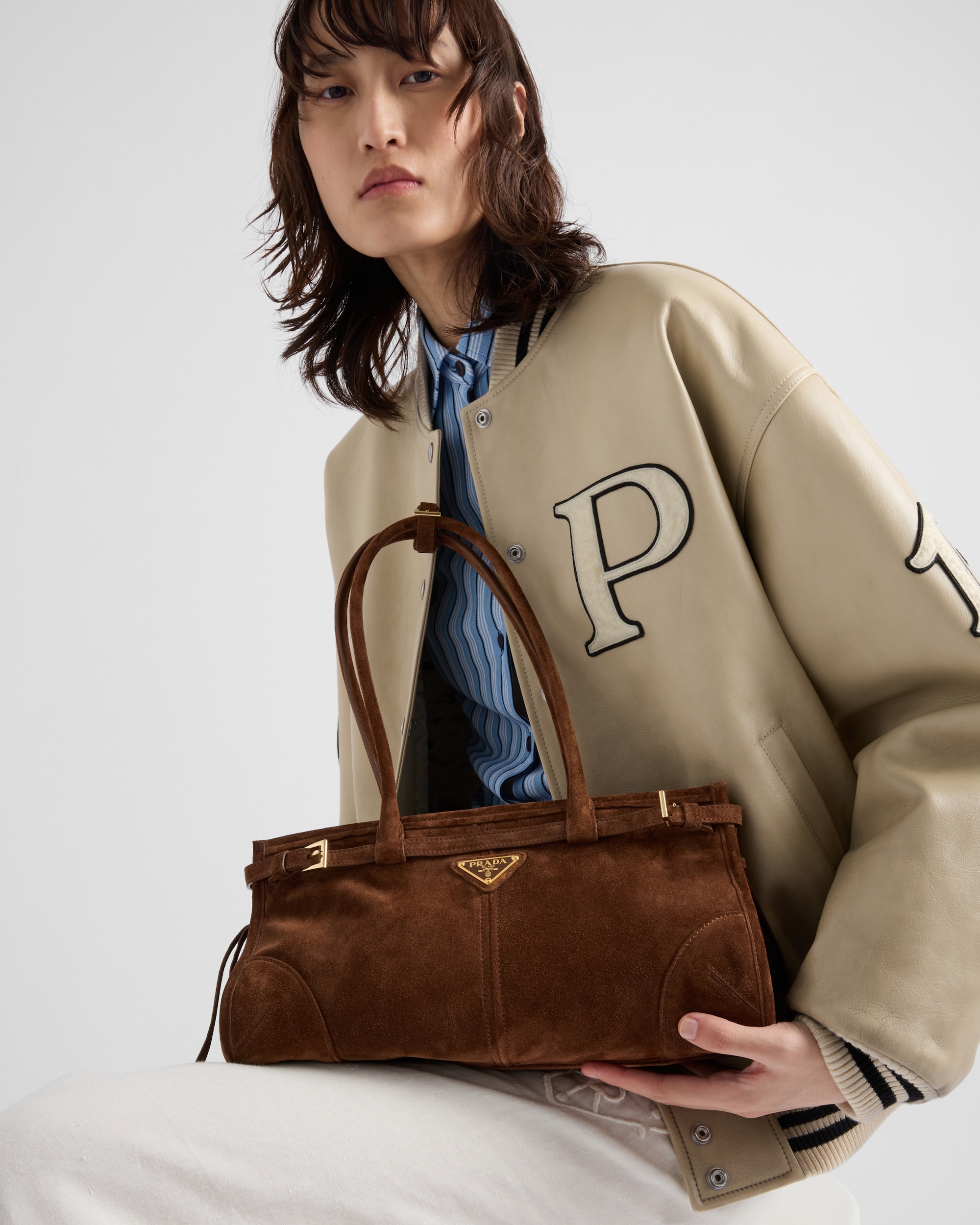 Prada Bonnie medium suede handbag - Image 4